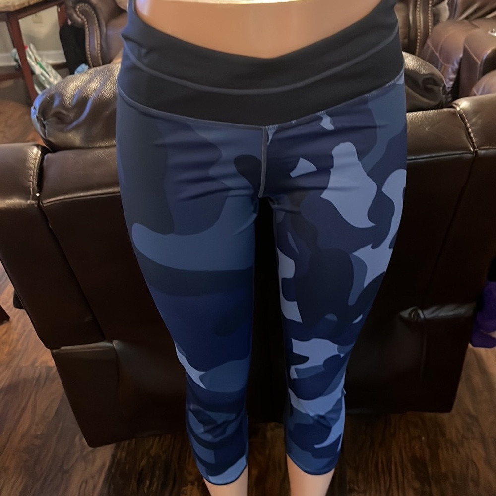 Athleta Blue Camo Leggings - Picture 2 of 5